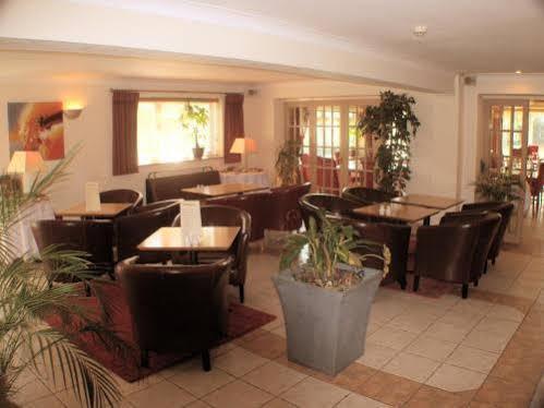 The Tally Ho Hotel - B&B Бистер Экстерьер фото